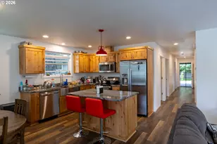 233 S 15th St, Philomath, OR 97370 - Photo 19