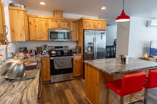 233 S 15th St, Philomath, OR 97370 - Photo 23