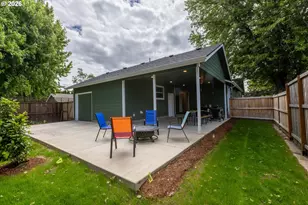 233 S 15th St, Philomath, OR 97370 - Photo 39
