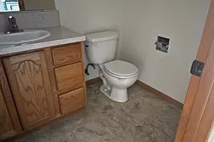 1150 Hemlock St, Florence, OR 97439 - Photo 7