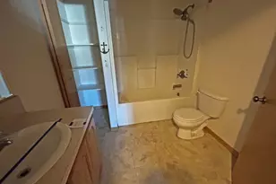 1150 Hemlock St, Florence, OR 97439 - Photo 9