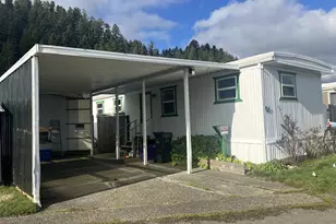 1413 Hawthorne Ave, Reedsport, OR 97467 - Photo 1