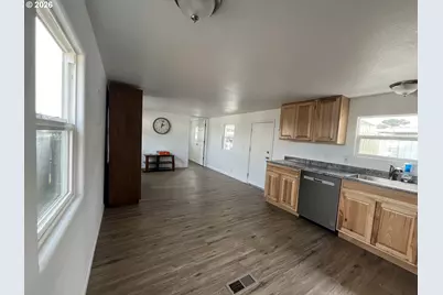 1413 Hawthorne Ave, Reedsport, OR 97467 - Photo 5