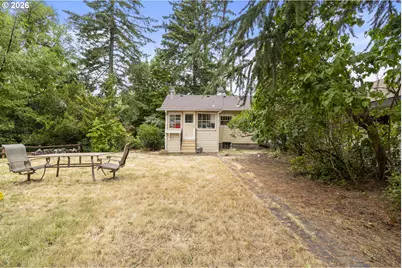 802 NE Cottage St, Salem, OR 97301 - Photo 7