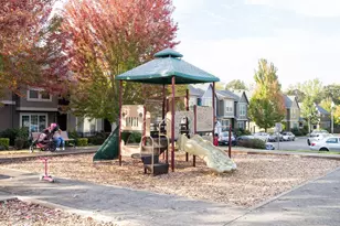 2419 NW Roseburg Terrace, Beaverton, OR 97006 - Photo 31