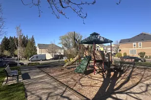 2419 NW Roseburg Terrace, Beaverton, OR 97006 - Photo 31