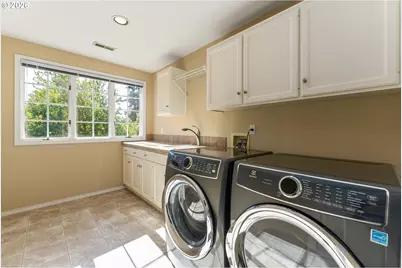 19700 Derby St, West Linn, OR 97068 - Photo 19