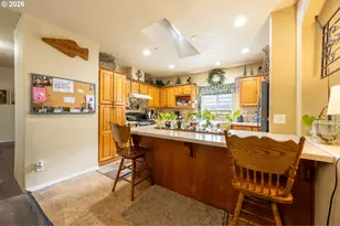 550 S State St, Sutherlin, OR 97479 - Photo 11