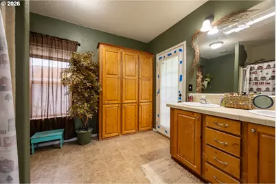 550 S State St #70, Sutherlin, OR 97479 - Photo 25