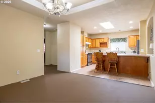 550 S State St, Sutherlin, OR 97479 - Photo 9
