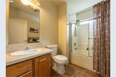 550 S State St #70, Sutherlin, OR 97479 - Photo 17