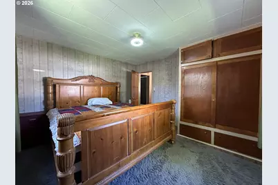 311 NW Bridge St, John Day, OR 97845 - Photo 11