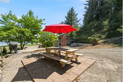 1995 N Bayview Rd, Waldport, OR 97394 - Photo 23