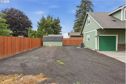 202 SE 3rd Ave, Battle Ground, WA 98604 - Photo 11