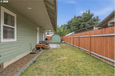 202 SE 3rd Ave, Battle Ground, WA 98604 - Photo 15