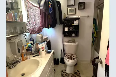 173 N 11th St, Coos Bay, OR 97420 - Photo 7