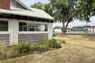 10208 N McAlister Rd, Island City, OR 97850 - Photo 13