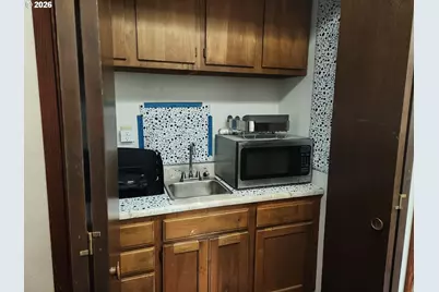 566 Greenwood Ave, Reedsport, OR 97467 - Photo 21