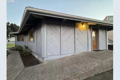 566 Greenwood Ave, Reedsport, OR 97467 - Photo 1