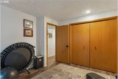 5240 Chapman St, Salem, OR 97306 - Photo 27