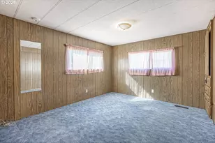 2150 Laura St, Springfield, OR 97477 - Photo 15