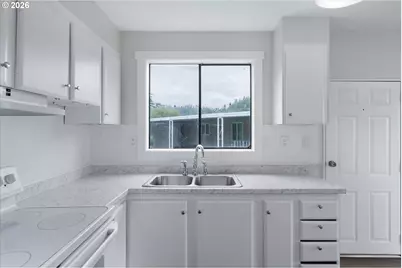 4400 Ocean Beach Hwy, Longview, WA 98632 - Photo 5