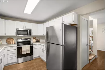 5464 SW 186th Pl, Beaverton, OR 97078 - Photo 11