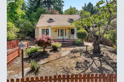 8936 SW 8th Ave, Portland, OR 97219 - Photo 3