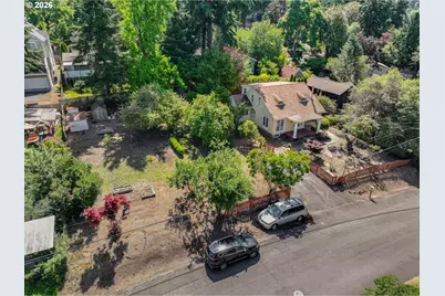8936 SW 8th Ave, Portland, OR 97219 - Photo 41