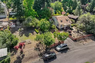 8936 SW 8th Ave, Portland, OR 97219 - Photo 41