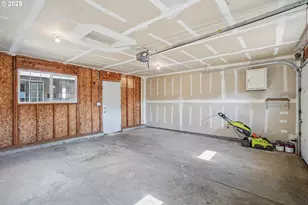 19326 Silverfox Pkwy, Oregon City, OR 97045 - Photo 31