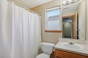 19326 Silverfox Pkwy, Oregon City, OR 97045 - Photo 23