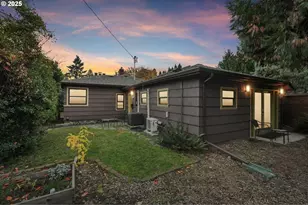 3286 NE Holman St, Portland, OR 97211 - Photo 27