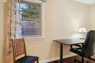 3286 NE Holman St, Portland, OR 97211 - Photo 21