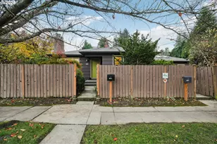 3286 NE Holman St, Portland, OR 97211 - Photo 3