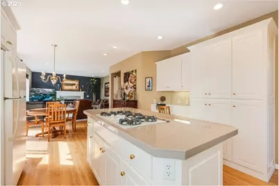 8336 SW 187th Ave, Beaverton, OR 97007 - Photo 13