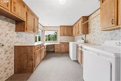 199 NW Cordelia Ct, Roseburg, OR 97471 - Photo 27
