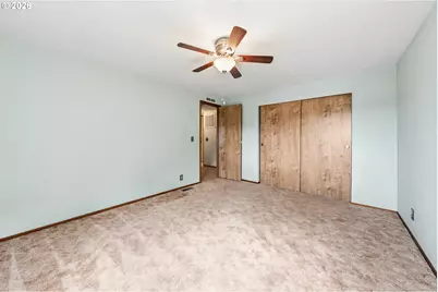 199 NW Cordelia Ct, Roseburg, OR 97471 - Photo 23