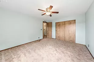 199 NW Cordelia Ct, Roseburg, OR 97471 - Photo 23