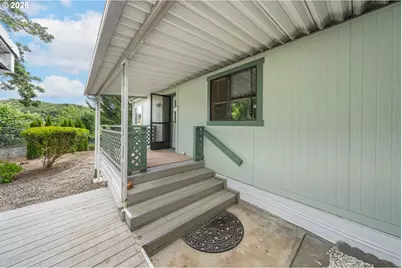 199 NW Cordelia Ct, Roseburg, OR 97471 - Photo 29