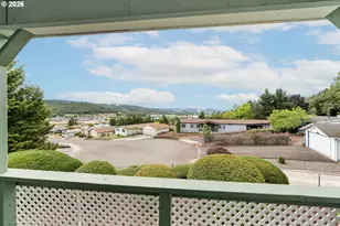 199 NW Cordelia Ct, Roseburg, OR 97471 - Photo 7