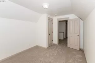 5529 King Arthur Ct, Eugene, OR 97402 - Photo 39