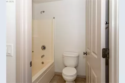 5529 King Arthur Ct, Eugene, OR 97402 - Photo 27