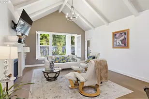 3921 Heather Grv Ln, Eugene, OR 97408 - Photo 5