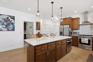 3921 Heather Grv Ln, Eugene, OR 97408 - Photo 9