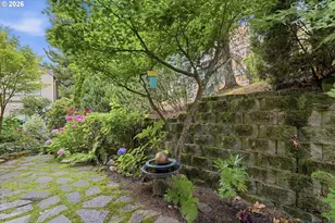 8 Summit Ridge Ct, Lake Oswego, OR 97035 - Photo 39