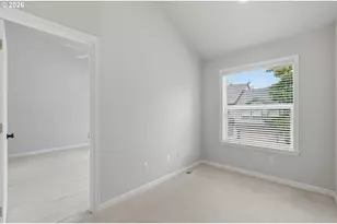 8 Summit Ridge Ct, Lake Oswego, OR 97035 - Photo 21