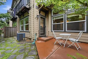 8 Summit Ridge Ct, Lake Oswego, OR 97035 - Photo 37