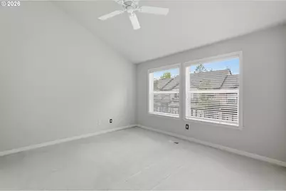 8 Summit Ridge Ct, Lake Oswego, OR 97035 - Photo 23