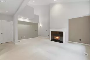 8 Summit Ridge Ct, Lake Oswego, OR 97035 - Photo 9